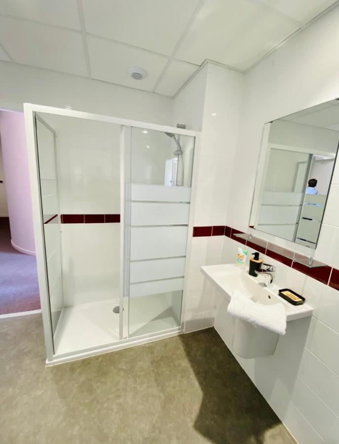Hostel Flamingo Nimes Gare Centre Экстерьер фото